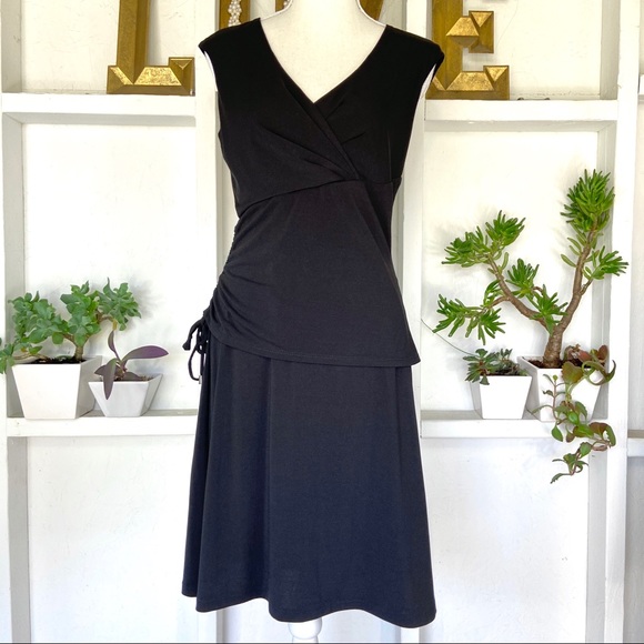 Tahari Dresses & Skirts - Tahari Ruched Peplum Vee Neck Black Dress M
